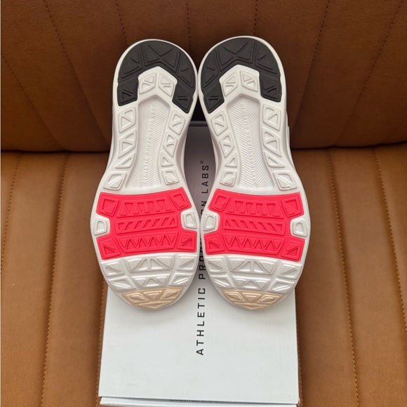 APL Women’s Techbloom Bliss Sneakers - Asteroid/Magenta/Beach - Picture 5 of 6